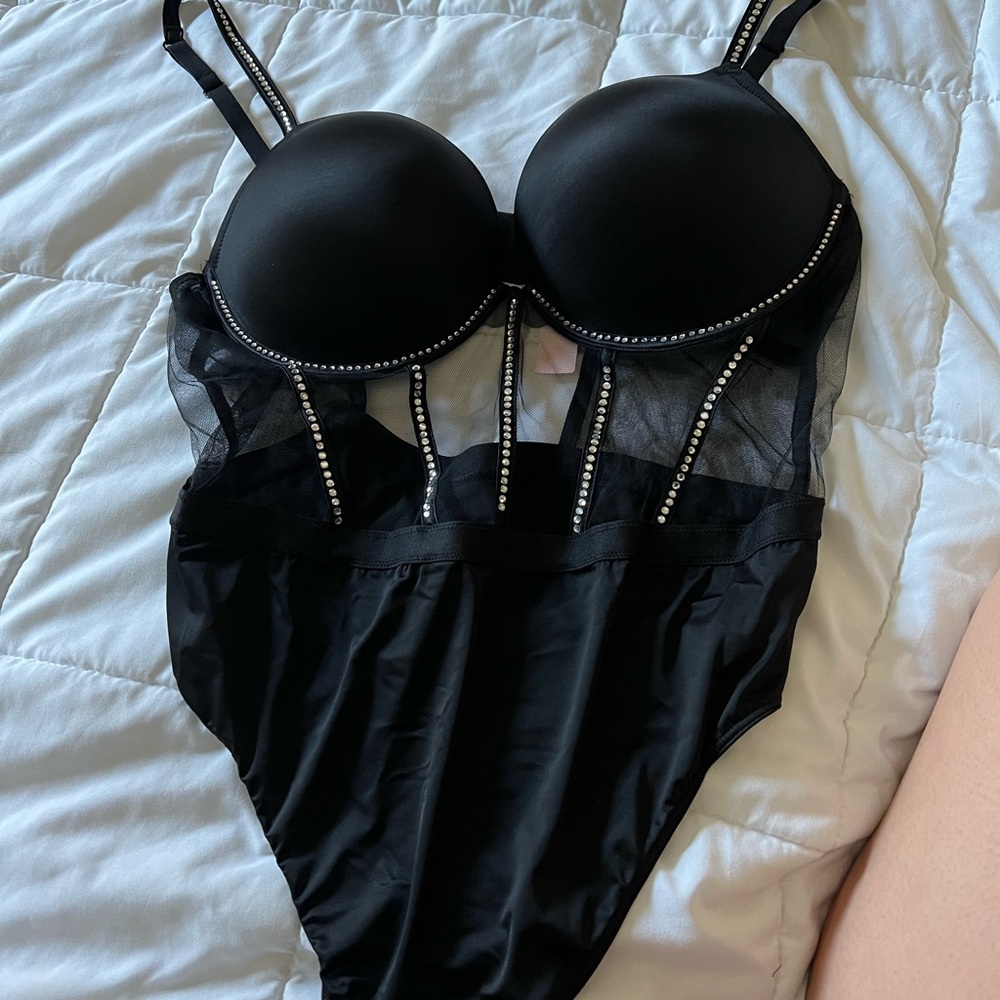 Victoria secret lingerie. New without tags.